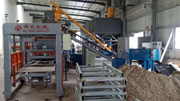 仿石PC透水磚生產(chǎn)現(xiàn)場(chǎng)